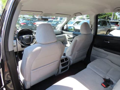 Used 2016 Honda Pilot EX image 15