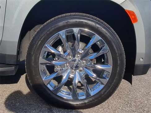 Used 2024 GMC Yukon Denali w/ Advanced Technology Package image 10