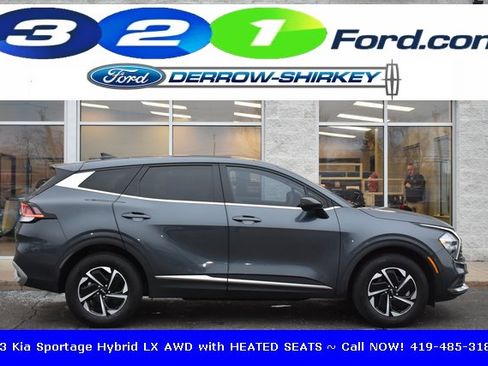 Used 2023 Kia Sportage LX image 3