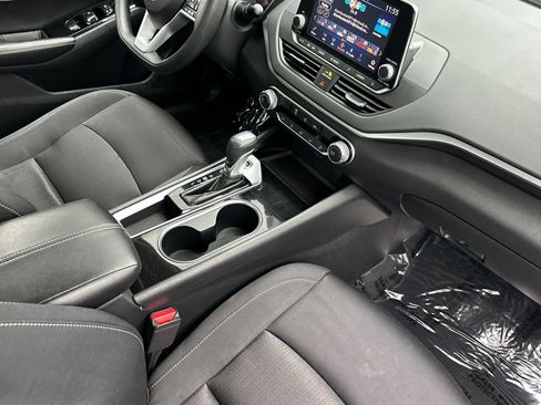 Used 2021 Nissan Altima 2.5 SV image 15