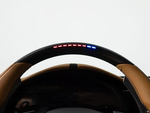 Used 2024 Ferrari Roma RWD image 33