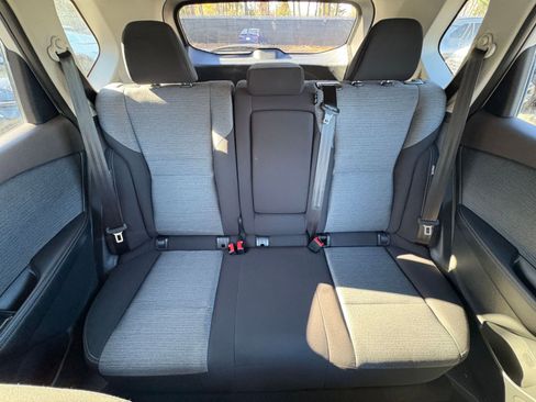 Used 2023 Nissan Rogue SV image 34