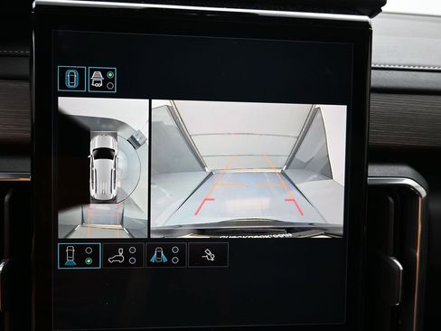 New 2026 GMC Acadia Denali w/ Super Cruise Package image 18