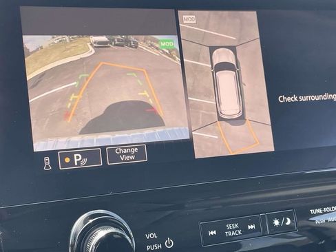 Used 2024 INFINITI QX80 Luxe image 19