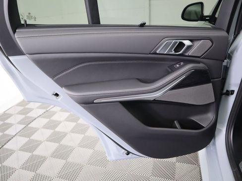 Used 2026 BMW X5 xDrive40i w/ M Sport Package image 28