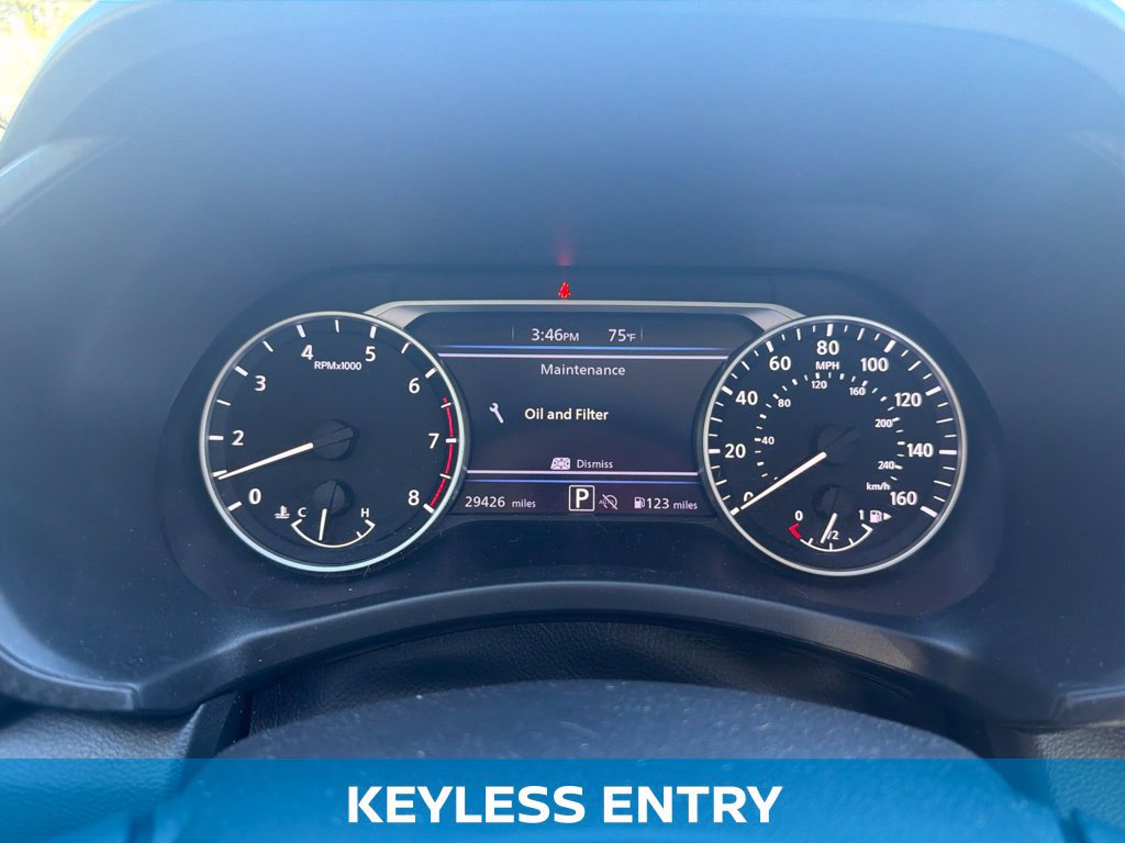 Used 2025 Nissan Sentra SV FWD image 3
