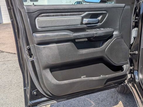 Used 2022 RAM 1500 Big Horn AWD/4WD image 10