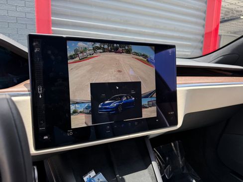 Used 2023 Tesla Model S AWD/4WD image 23