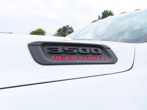 Used 2022 RAM 3500 Lone Star w/ Night Edition AWD/4WD image 13