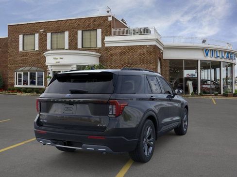 New 2026 Ford Explorer Active image 8