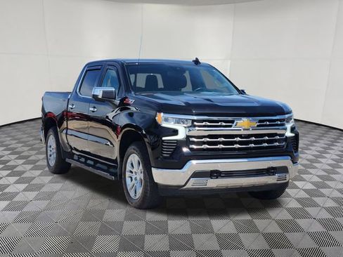 Used 2024 Chevrolet Silverado 1500 LTZ image 2