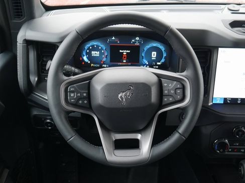 New 2025 Ford Bronco Badlands image 16
