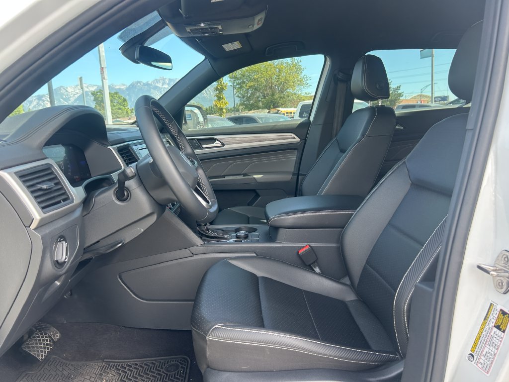 Used 2023 Volkswagen Atlas Cross Sport SE AWD/4WD image 27