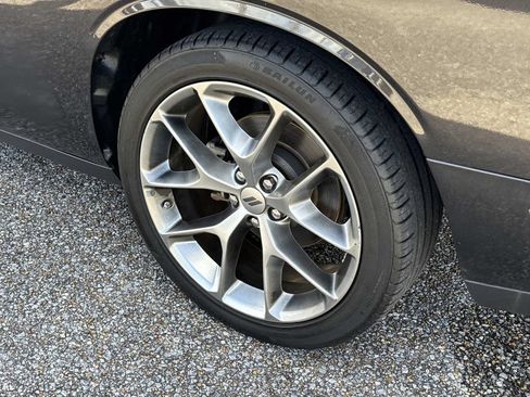 Used 2022 Dodge Challenger GT RWD image 5
