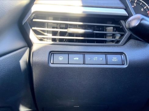 Used 2024 Nissan Altima 2.5 SV w/ SV Premium Package image 35