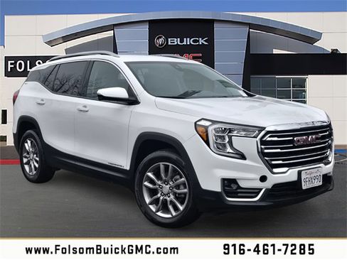 Used 2023 GMC Terrain SLT image 1