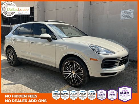 Used 2023 Porsche Cayenne AWD/4WD image 1