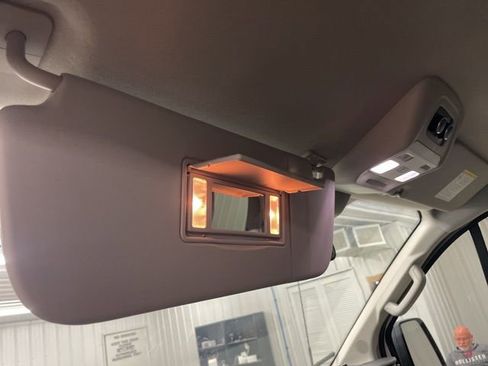 Used 2023 Ford Transit 350 XLT image 26