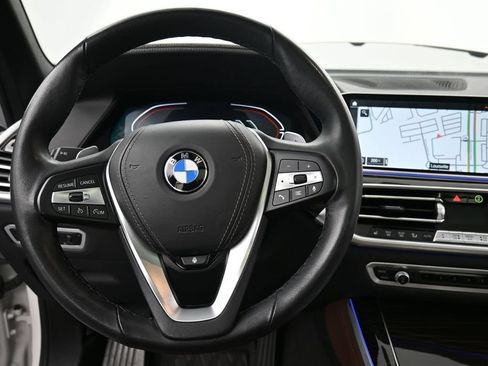 Used 2023 BMW X5 xDrive40i w/ Premium Package AWD/4WD image 11