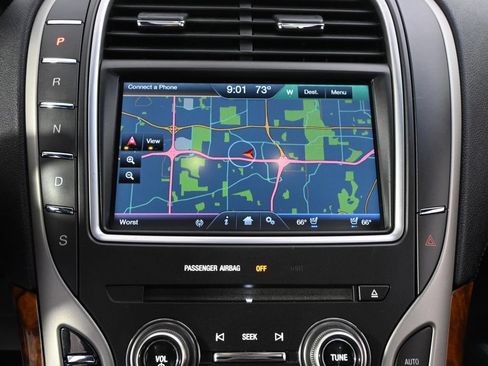 Used 2016 Lincoln MKX Reserve w/ Driver Assistance Package AWD/4WD image 29