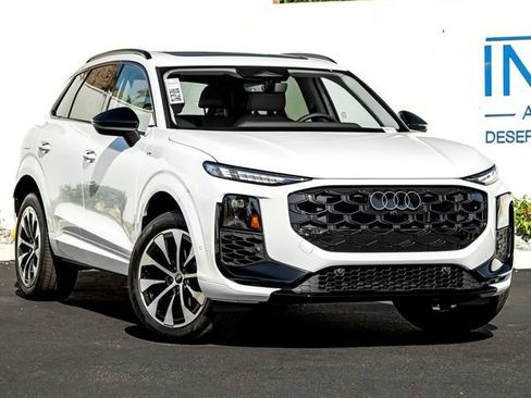 New 2026 Audi Q3 quattro 2.0T AWD/4WD image 5