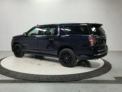 Used 2023 Chevrolet Suburban Premier AWD/4WD image 6