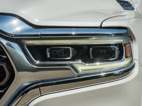 Used 2022 RAM 1500 Limited AWD/4WD image 14