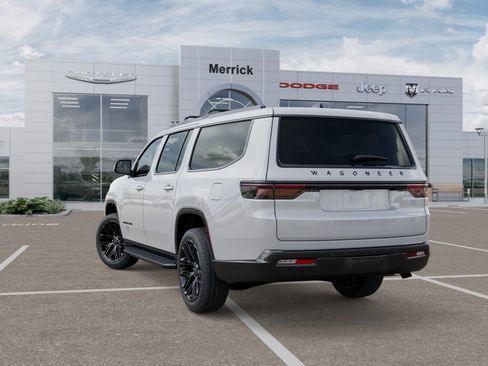 New 2025 Jeep Wagoneer L Series II w/ Premium Group I AWD/4WD image 3