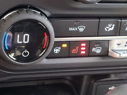 New 2026 Ford Bronco Outer Banks AWD/4WD image 19