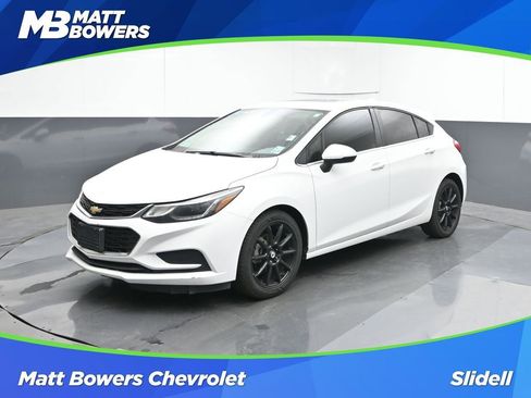 Used 2018 Chevrolet Cruze LT w/ Sun And Sound Package image 1