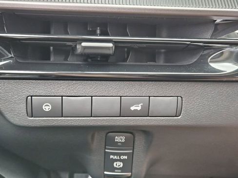 Used 2025 Nissan Murano SV image 22