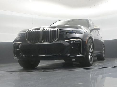 Used 2022 BMW X7 M50i AWD/4WD image 48