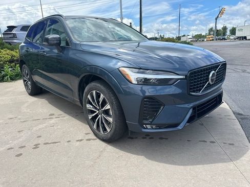 Used 2024 Volvo XC60 B5 Core w/ Protection Package Premier AWD/4WD image 3
