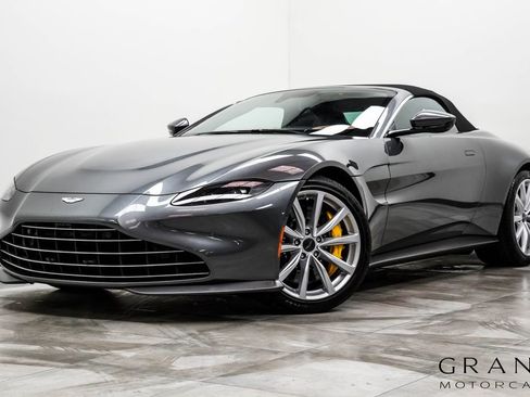 Used 2021 Aston Martin V8 Vantage Roadster RWD image 1