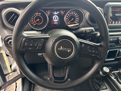 Used 2022 Jeep Wrangler Unlimited Sport AWD/4WD image 26