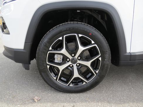 New 2026 Jeep Compass Limited image 13