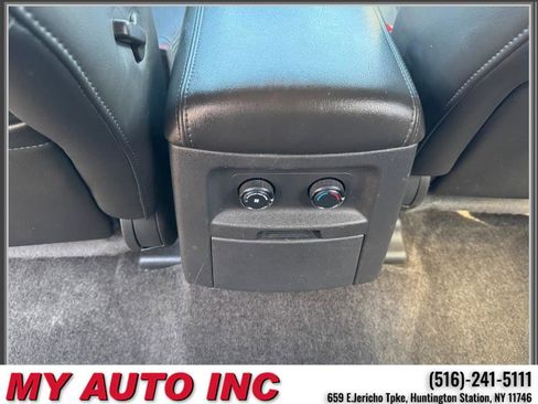 Used 2011 Nissan Pathfinder Silver w/ Protection Pkg image 13