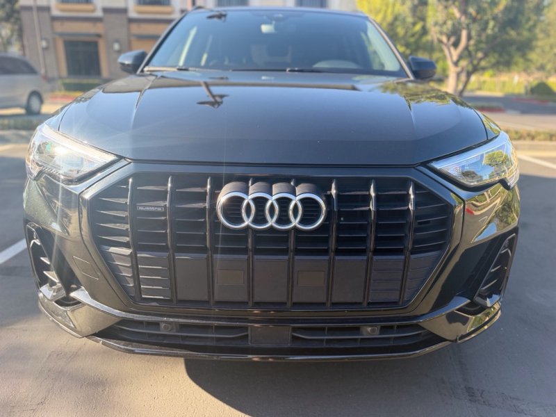 Used 2022 Audi Q3 2.0T Premium w/ Black Optic Sport Package AWD/4WD image 11