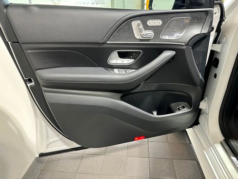 Used 2026 Mercedes-Benz GLE 53 AMG 4MATIC Coupe image 8