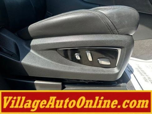 Used 2020 Cadillac Escalade ESV Premium Luxury AWD/4WD image 54