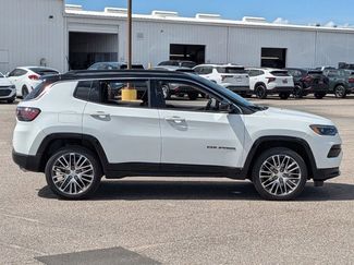 Used 2022 Jeep Compass Limited w/ Elite Group video 4
