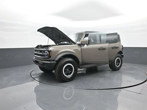 New 2026 Ford Bronco Outer Banks w/ Sasquatch Package AWD/4WD image 44