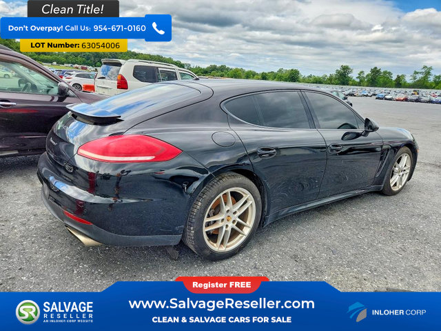 Used 2015 Porsche Panamera 4 AWD/4WD image 4