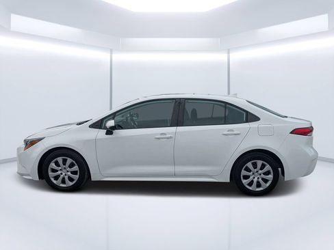 Used 2023 Toyota Corolla LE FWD image 6