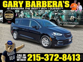 Used 2024 Chrysler Pacifica Touring-L FWD video 1