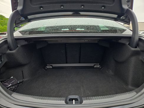 Used 2025 Mercedes-Benz C 300 4MATIC Sedan image 27