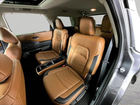 Certified 2022 Nissan Pathfinder Platinum AWD/4WD image 22