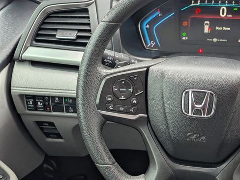 Used 2019 Honda Odyssey EX image 17