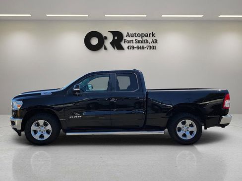 Used 2022 RAM 1500 Big Horn AWD/4WD image 3