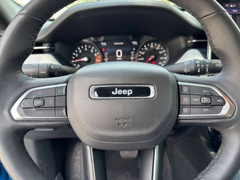 Used 2025 Jeep Compass Limited AWD/4WD image 27